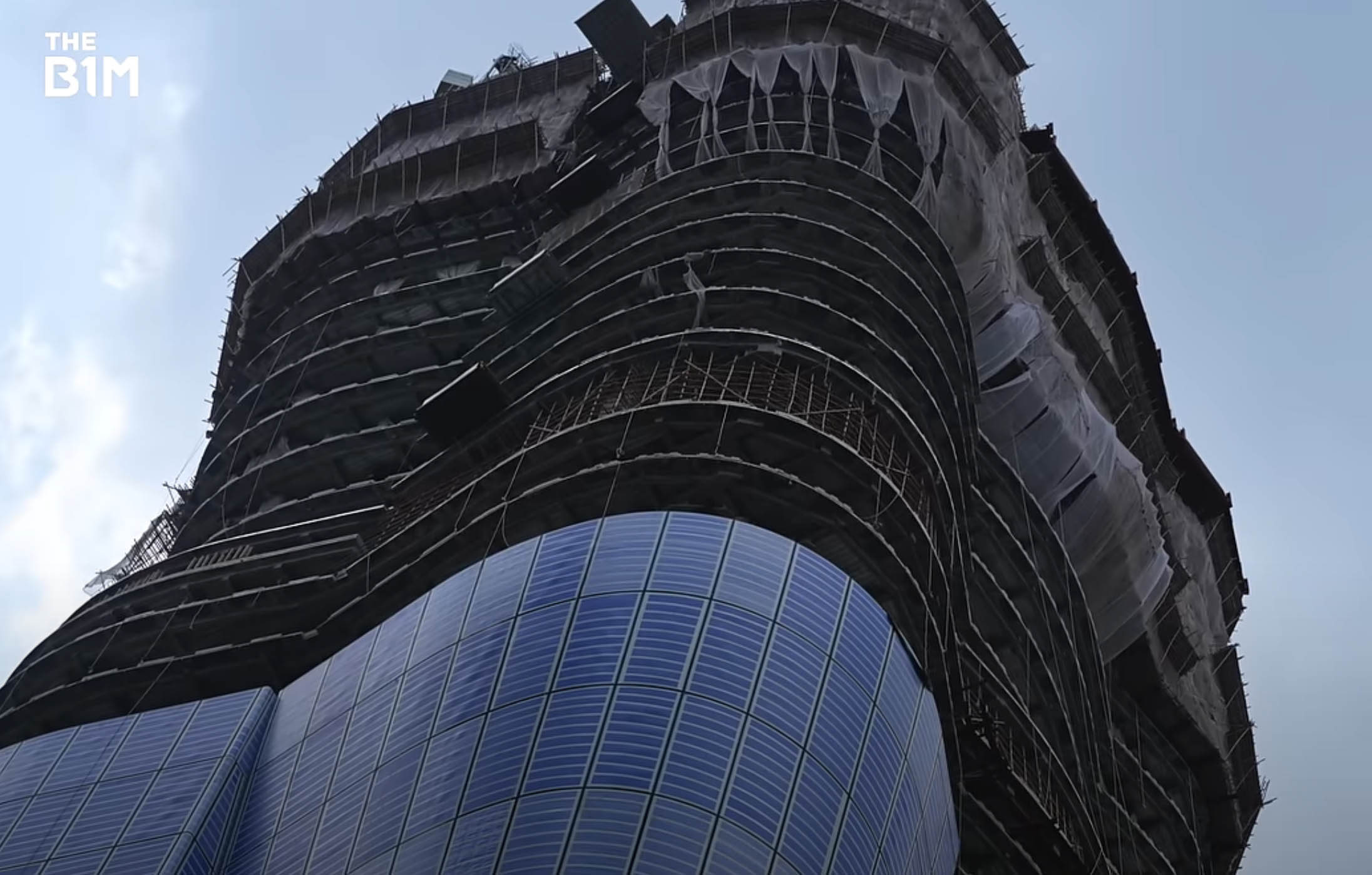 the skyscraper built on the worlds most expensive site - 17404